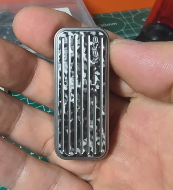 Used EDC Open floating stainless steel ice crystals Stress Relief Toy Pocket Toy Fidget Slider Decompression Toy