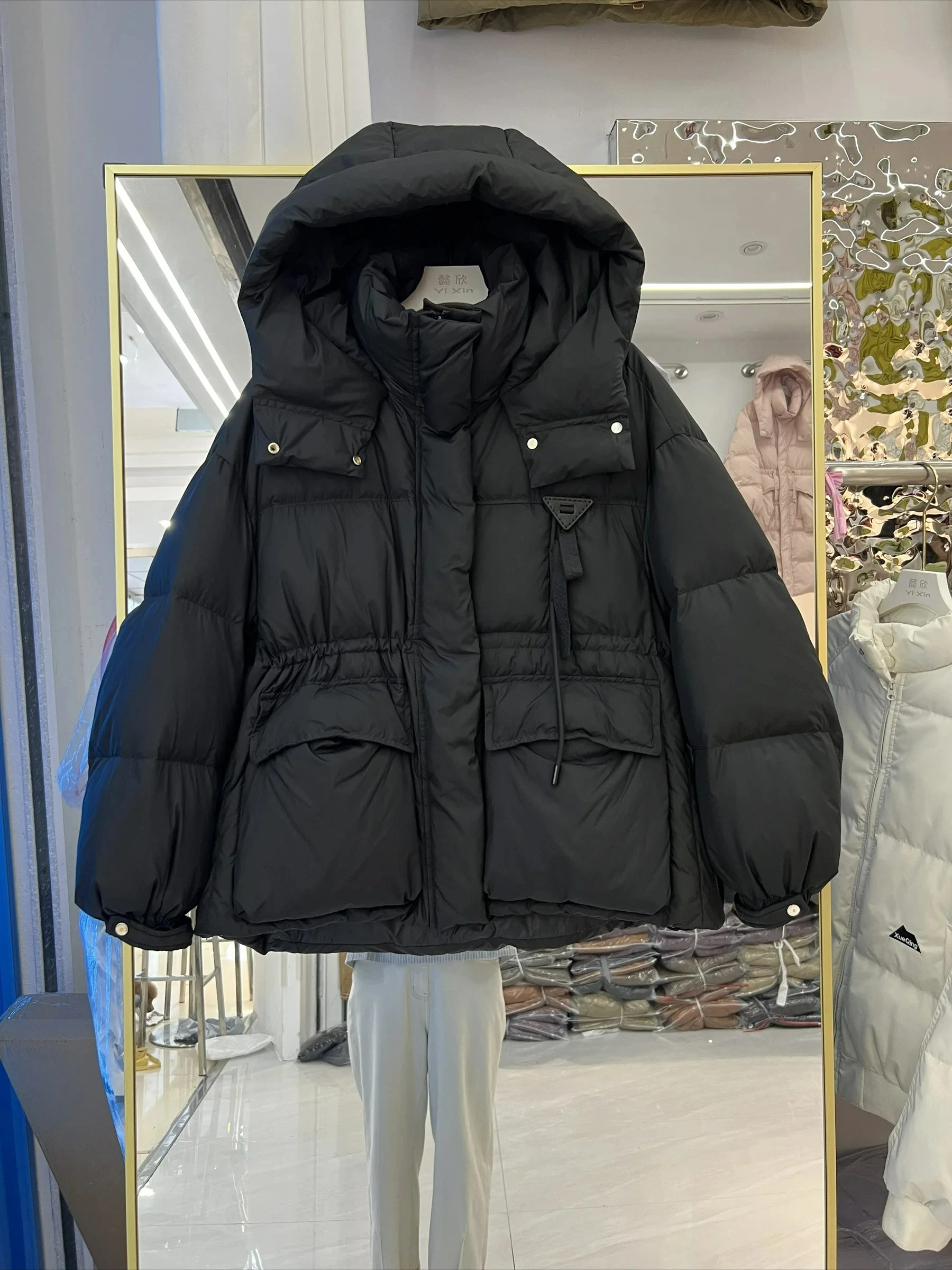 2026 Women Short Puffer Jacket Casual Loose Over Size Autumn Winter Warm Outwear with Hood White Duck Down Short Coats Jackets