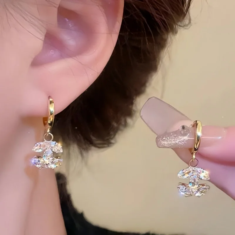 1Pair French Style Small Fragrance Slightly Inlaid Zircon Letter Earrings New Light Luxury Niche Design High-end Earrings for Wo