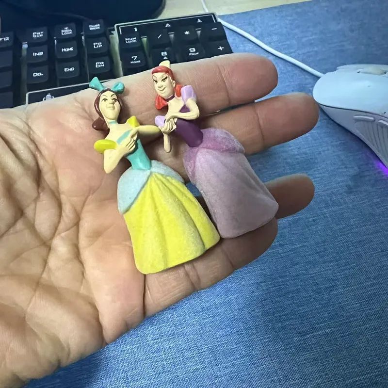2Pieces/lot 6cm  Disney Cinderella\'s Two Bad Sisters Ornament Surface Plush Ornament Collection