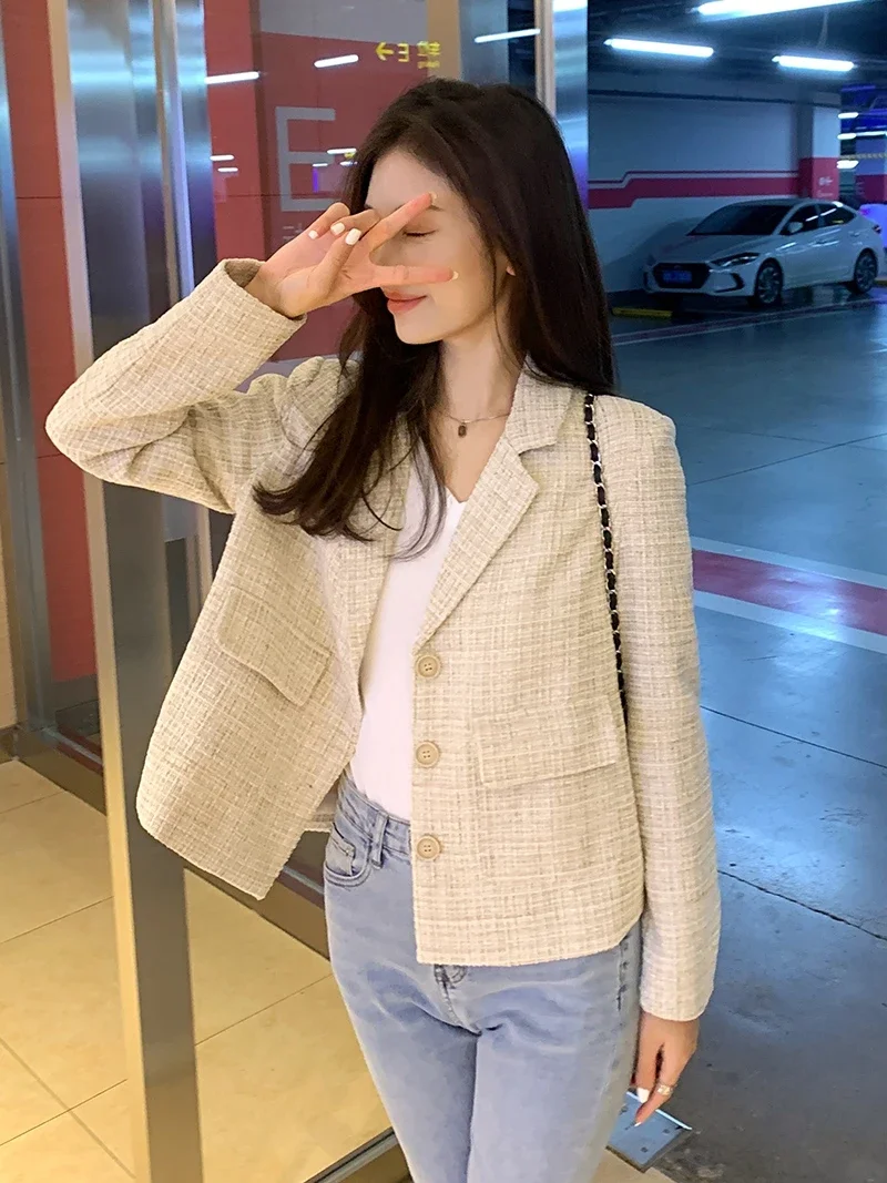 UNXX 2024 Spring Autumn New French Chic Vintage-inspired Jacket for Women Female Lady, Sophisticated Short Petite Relaxed Blazer