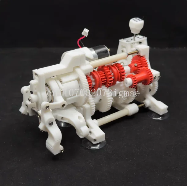 modello-dinamico-di-trasmissione-manuale-a-5-velocita-per-automobili-con-frizione-di-retromarcia-e-selettore-del-cambio-modello-stampato-in-3d