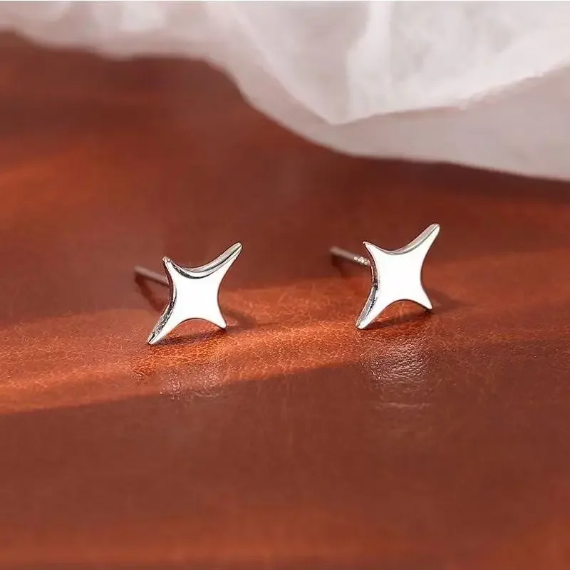 Simple Silver Plated Asymmetrical Earrings Four-Pointed Star Hypoallergenic Stud Earrings for Women Fashion Cute Star Jewelry