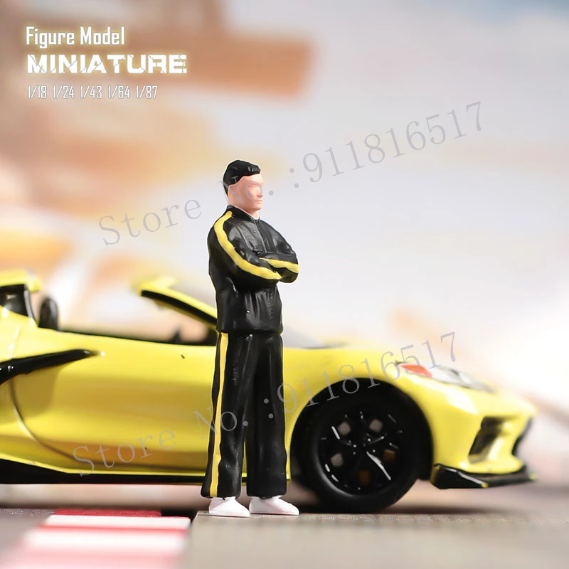 Miniatures 1/87 1/64 1/43 1/24 1/18 Racing Driver Male Street Scene Sand Table Photography Model Toy for Cars Vehicles