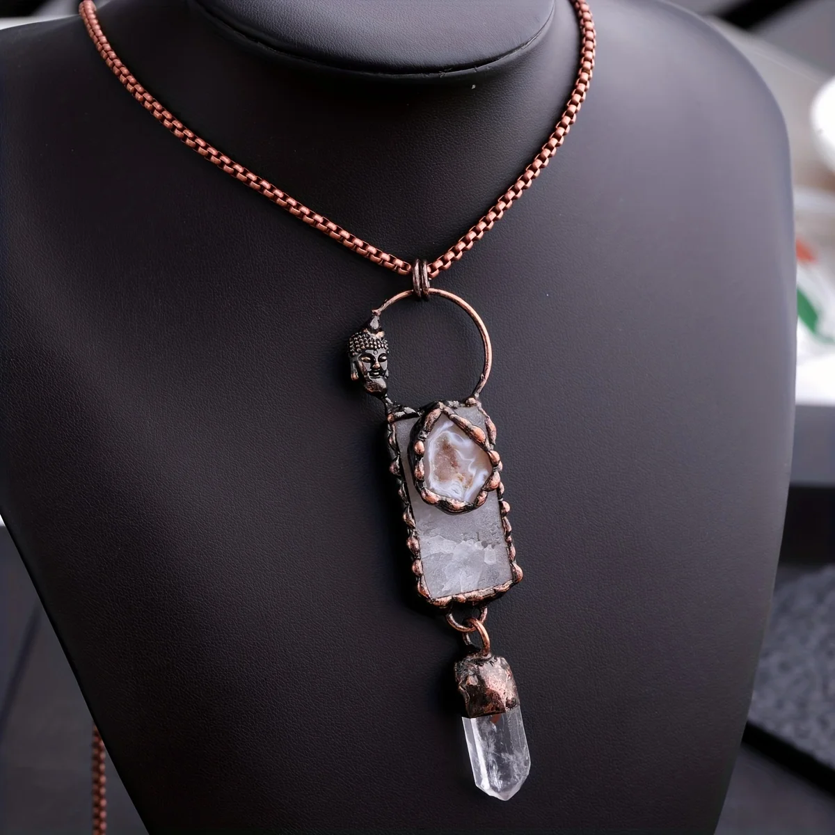 

YEEVAA 1PC Irregular Agate Rectangle White Crystal Hexagonal Pillar Natural Stone Necklace Crystal Pendant(With Original Chain)