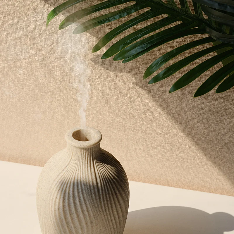 Humidificador de aromaterapia de cerámica con forma de jarrón, humidificador silencioso de aire ultrasónico de resina para el hogar y la Oficina