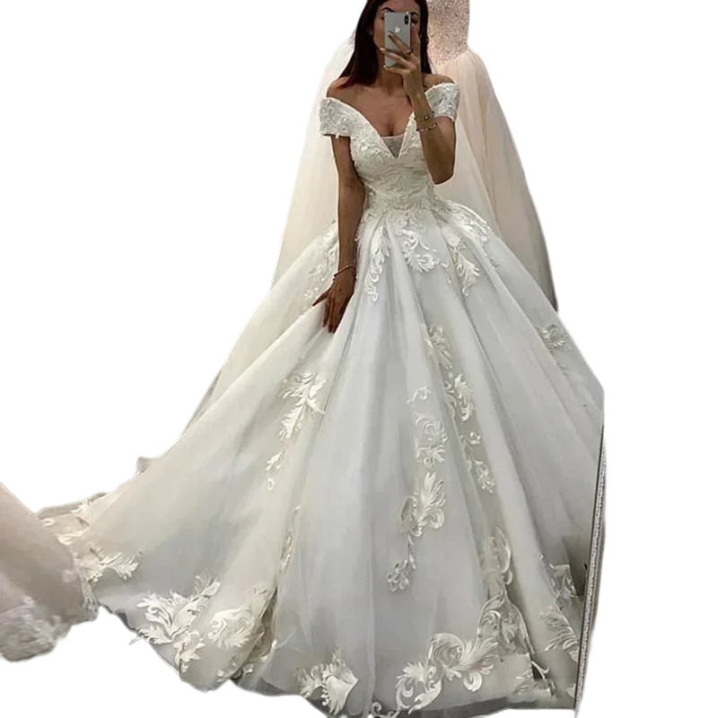 Customized V Neck Plus Size Lace Appliques Wedding Dresses For Women Off The Shoulder Arab Lady Corset Back Bride Dress