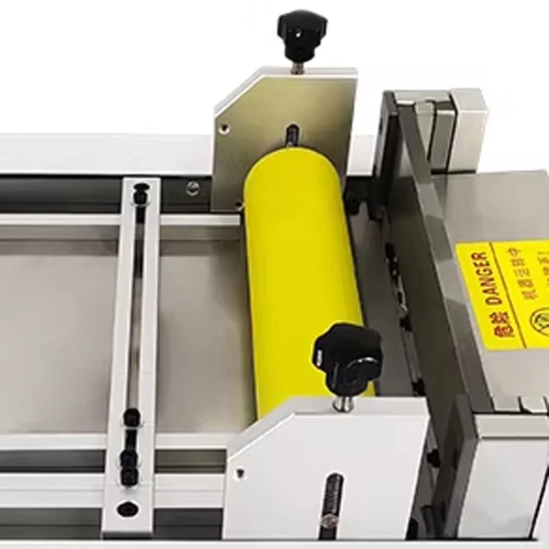Picture 7: Automatic Computer-Controlled Pipe Cutter Cutting Length: 1-9999.9MM Corrugated Pipe Cutter 100MM/200MM PVC Silicone Tube Cutter
