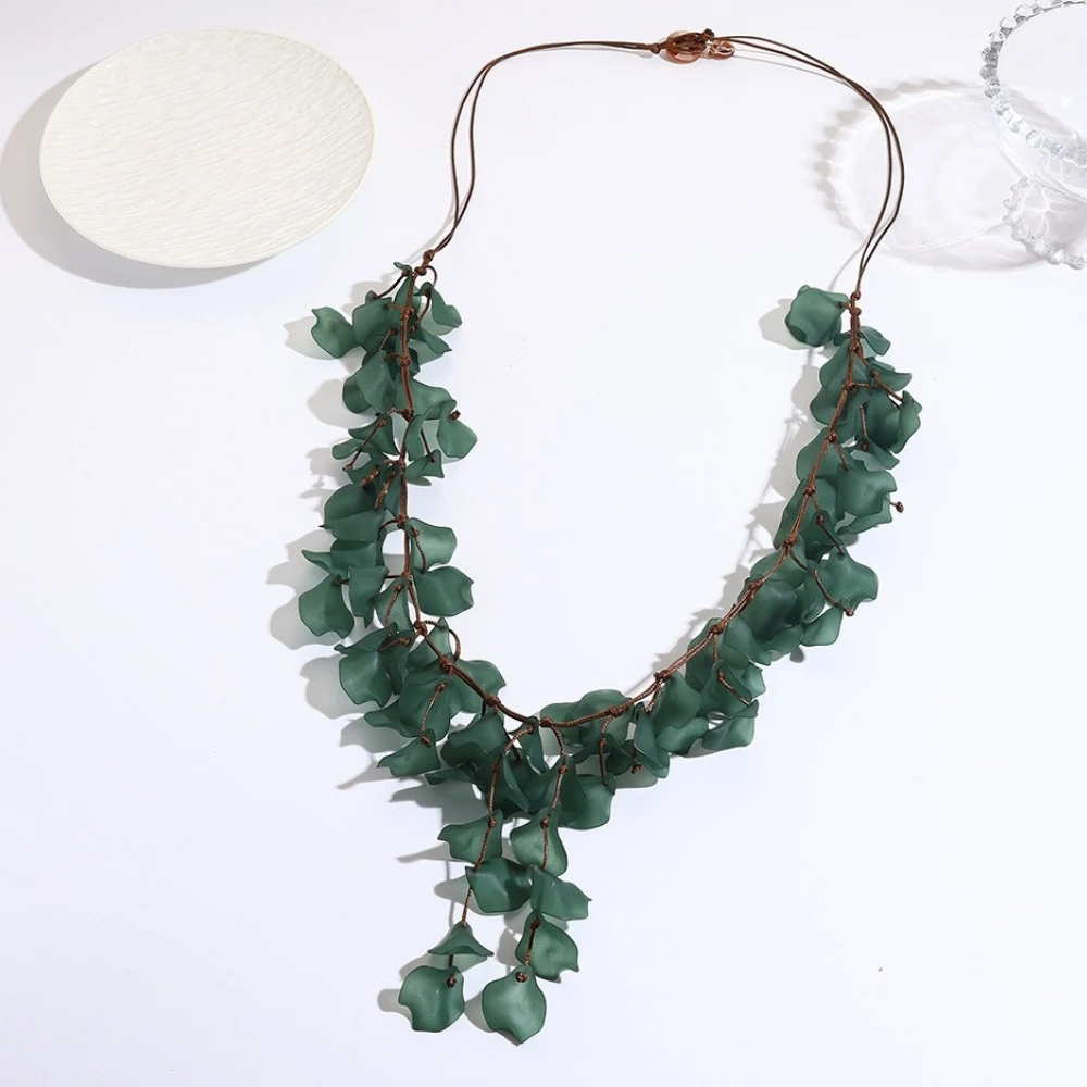 Mehrfarbige geometrische Halsketten im Ozean-Stil, Frau, Persönlichkeit, High-End-Gefühl, Halskette, Modeschmuck, Geburtstagsfeier, Geschenk