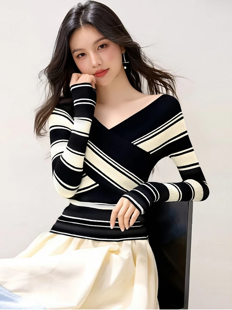 

2025, новинка, европейский, одежда, осень, зима, свитер, шикарный, сексуальный, крест, V-образный вырез, женский, с длинным рукавом, вязаный, пуловер, полосатый, тонкий, топы, 510054