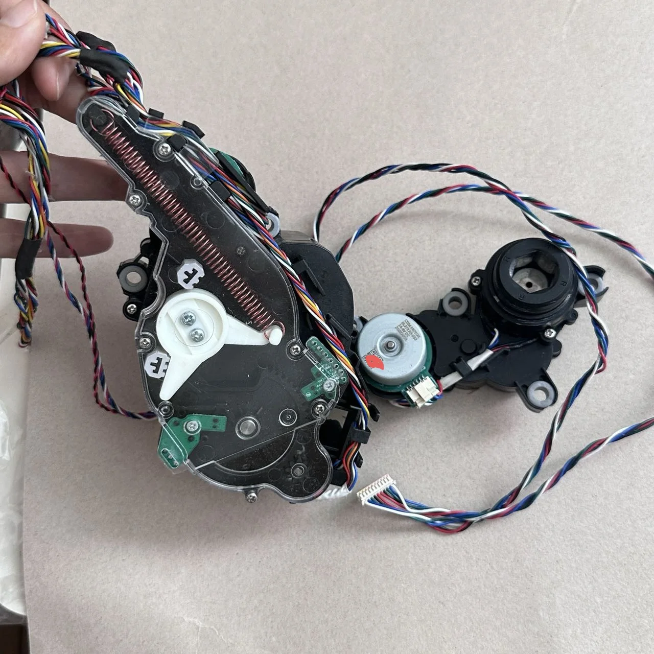 Roborock Qrevo Pro Qrevo Plus Robot Vacuum Cleaner Original Mop Module Motor Replacement Parts