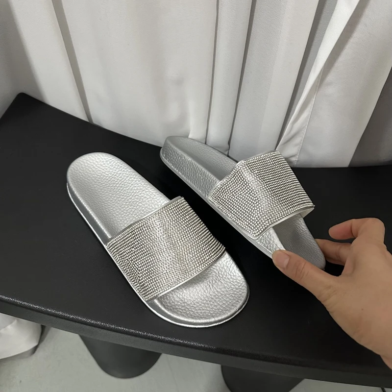 Sandals Women\'s Summer New Fashion Beach Sandals Rhinestone Flat Slippers Luxury Sandals Women Designers Slipper Shoes