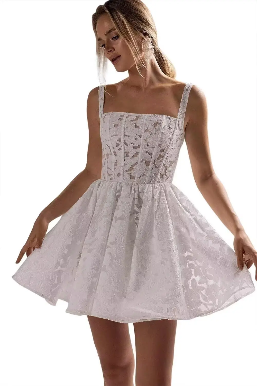 Women White Lace Short Homecoming Dress Square Neck Wide Strap Corset Bodice Floral Applique A‑Line Formal Cocktail Party Dress