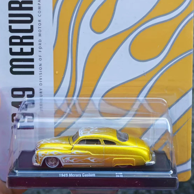 M2 Diecast 1:64 Scale 1949 Mercury Custom Simulation Alloy Car Model Collection Display Toy