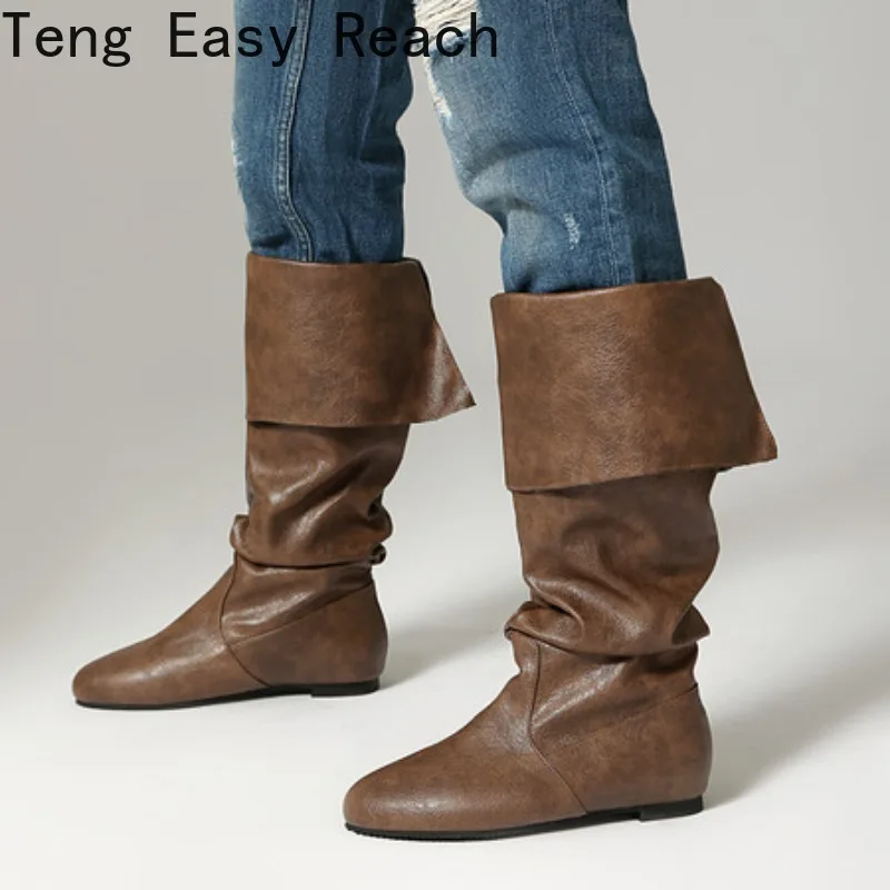 

Сапоги до середины икры, женские плиссированные ботинки из искусственной кожи, женские туфли с круглым носком, лаконичные туфли на плоской подошве, увеличивающие рост, осень-зима 2021, размер 34-48