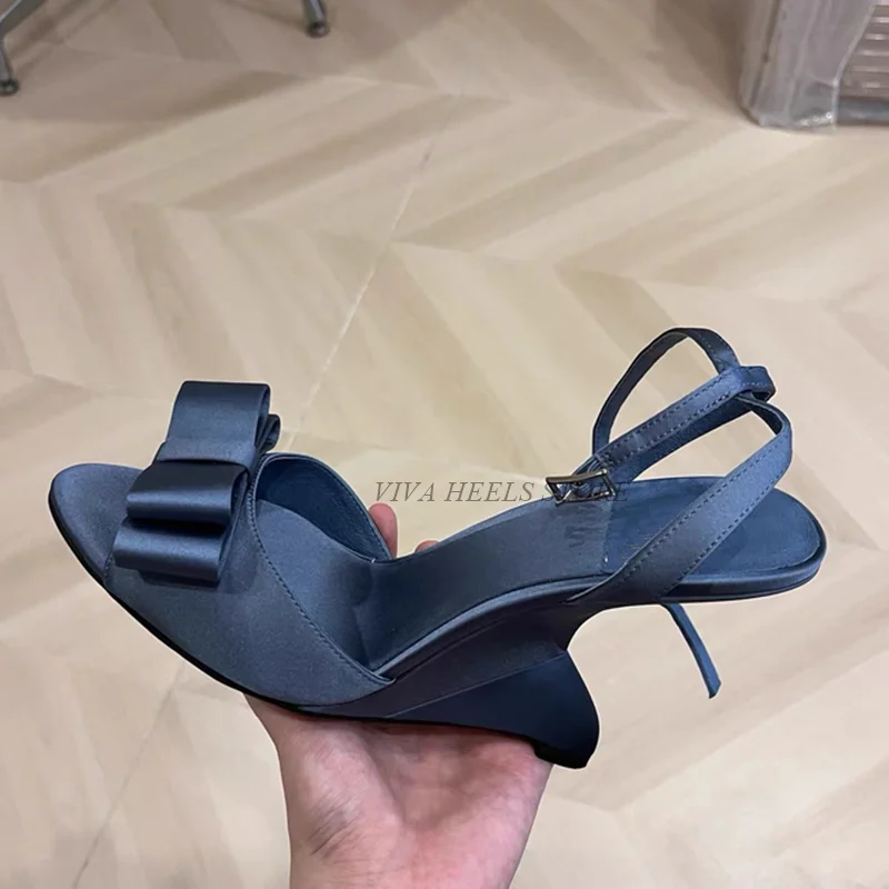 

Blue Satin Wedges Sweet Bow Sandals Women's Luxury Designer Black Open Toe Strange Style High Heels Dating Sexy Party Shoes