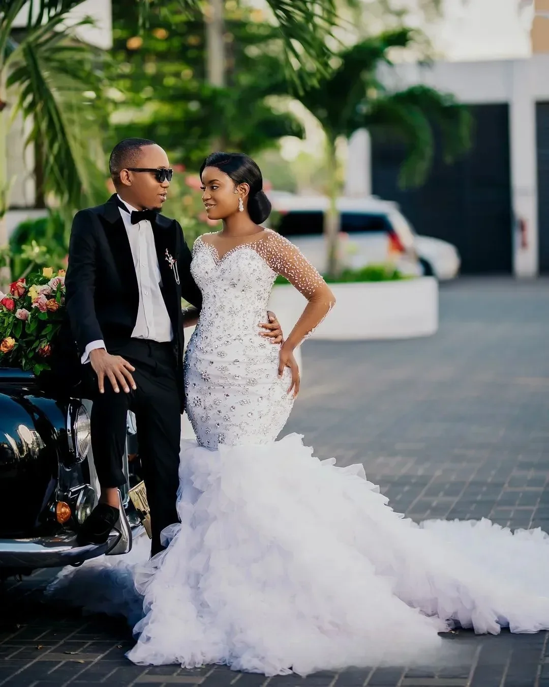 

Customized Plus Size Luxurious Wedding Dress Bridal Gowns For Bride African Mermaid Long Sleeves Beaded Lace Pearls Rhinestons