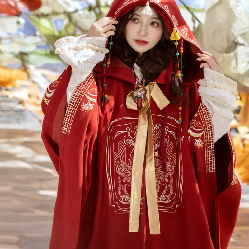 

Black and red double-color embroidered cloak ancient Han costume with hooded