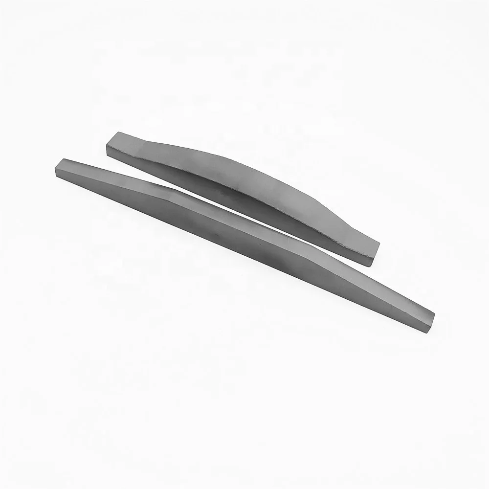 

Hot sale tungsten carbide strip bar tips for vsi crusher rotor tip Vertical impact stone