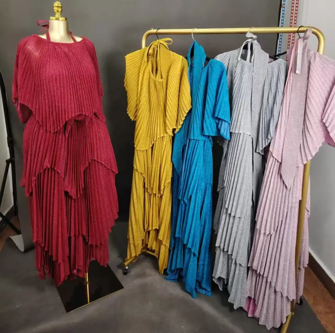 

Miyake однотонный свободный комплект с рукавами «летучая мышь» на шнурке, модная и тонкая свободная распашная юбка, комплект из двух предметов, плиссированный женский комплект, новинка 2023 г.