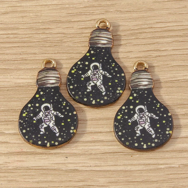 Tusember 10 Stück Emaille Kreative Astronaut Wal Glühbirne Fisch Katze Charms für Tropfen Ohrringe Halskette DIY Schmuck Handgefertigte Accessoires – Detail 5