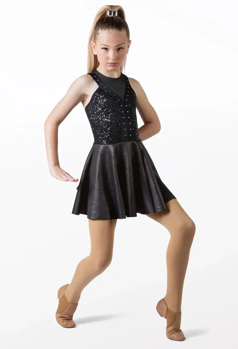 black-sequined-sleeveless-v-neck-short-skirt-jazz-performance-outfit