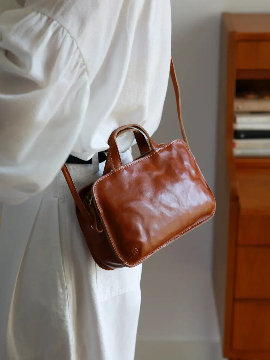 PNDME simple vintage handmade first layer cowhide ladies small shoulder bag casual luxury genuine leather women's crossbody bag