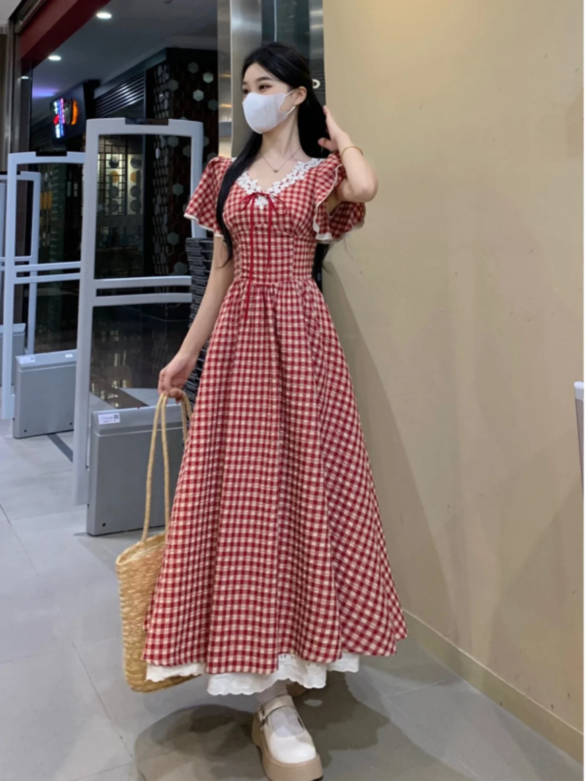 Jupe longue trapèze cintrée à carreaux rouges pour femmes, garniture en dentelle douce, nouvelle collection d'été, collège Dr v-ne ort Sve