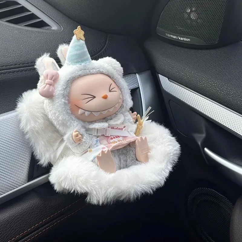Labubu Autostoeltje Voor 15-17 Cm Mini Pluche Idool Pop Luchtuitlaat Aromatherapie Auto Ornament Geschenken Auto-interieur Decoratie