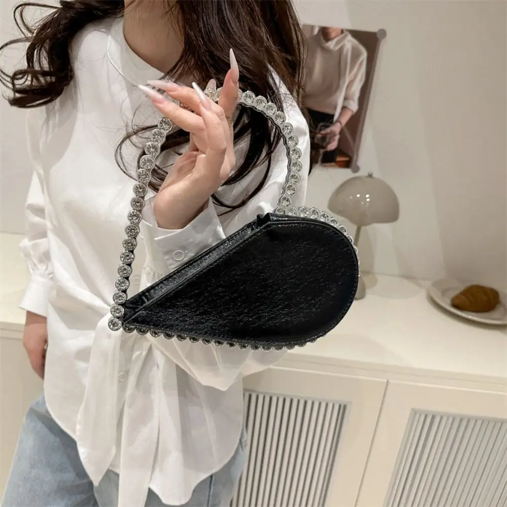 Rhinestone Evening Banquet Bag Wrist Bag Large Capacity Love Shape Handbag Messenger Purse Metal Handle Ladies Clutch Bag