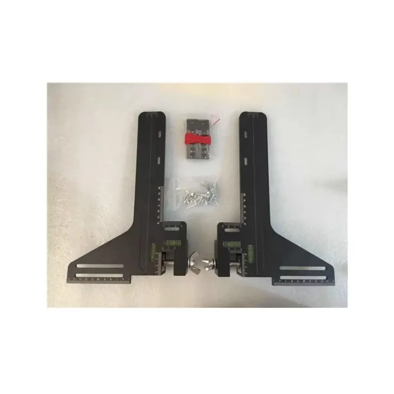 Aligner alignment tool for elevator rails