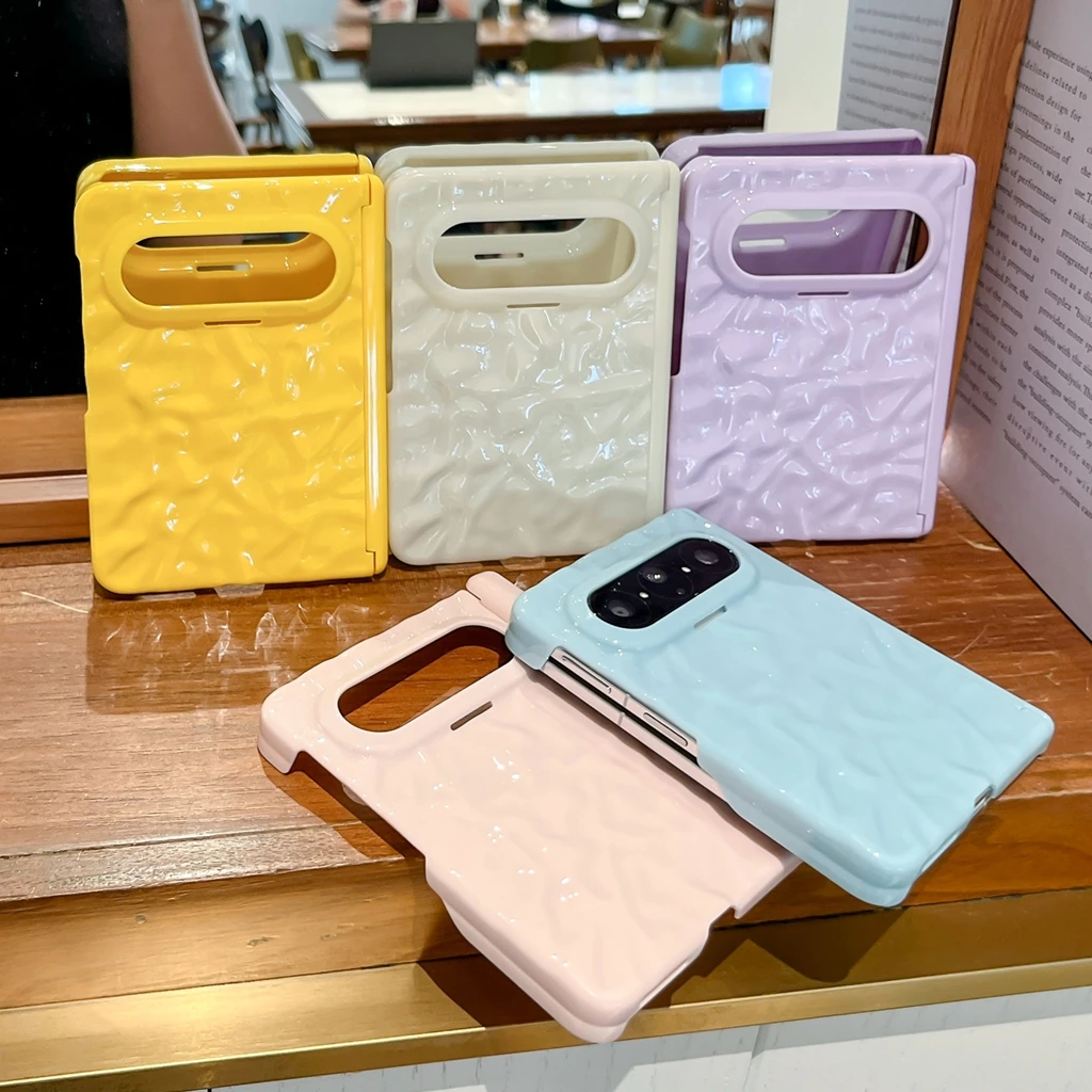 

Minimalist Fresh Solid Color Pleated Texture Glossy Shockproof Protective Phone Cover Case for Huawei Pura X Max