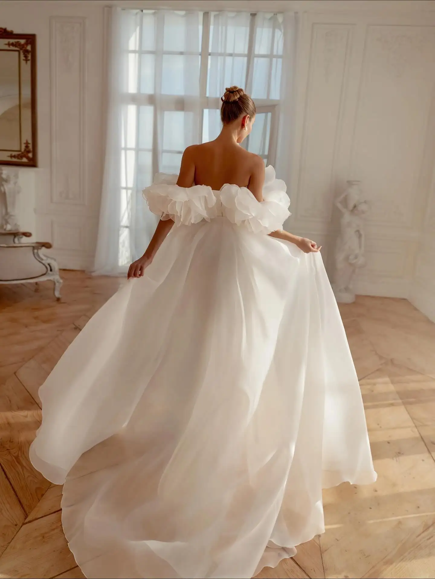 Off‑Shoulder Mesh Flowers Evening Gown with 3D Floral Ruffles Elegant Satin Pleated Party Dress Romantic Tulle Prom Dresses