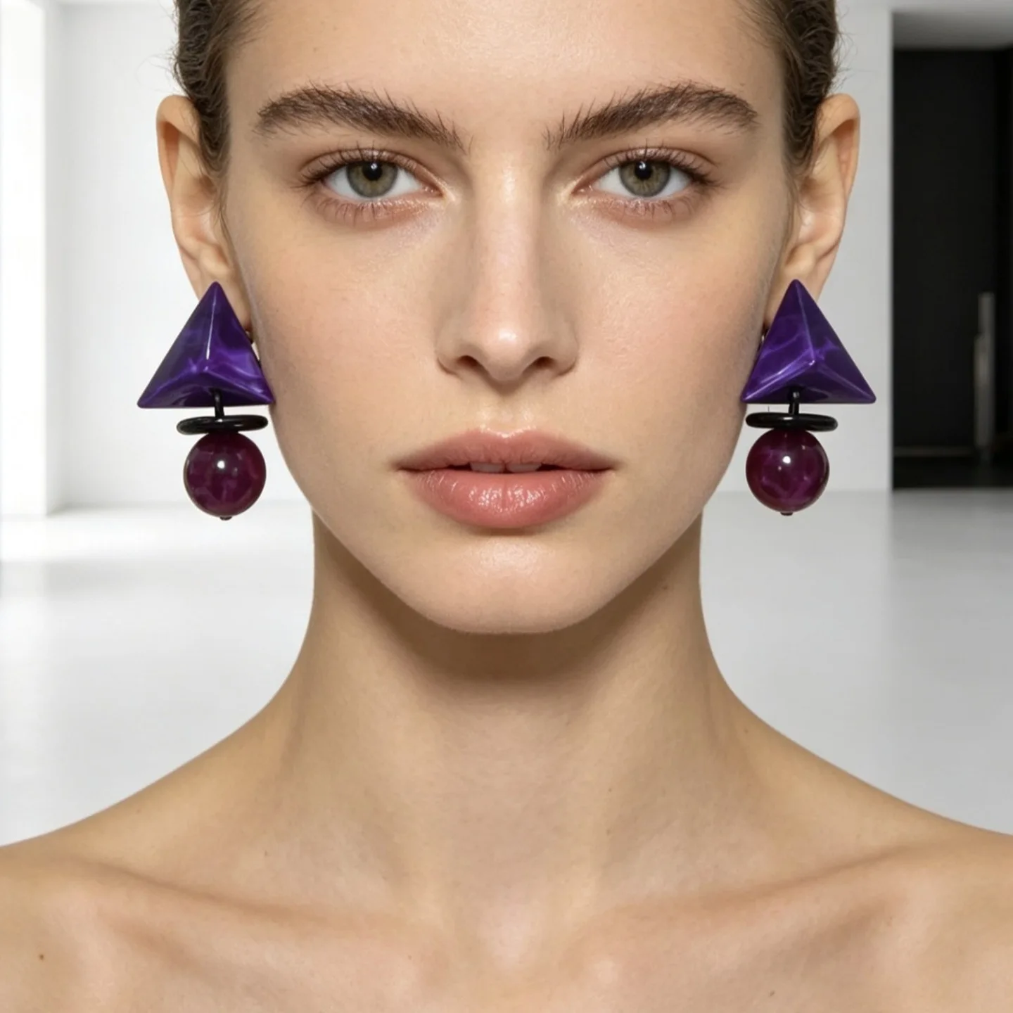 Handmade retro purple smudge three-dimensional pyramid stud earrings purple ball pendant earrings niche design earrings