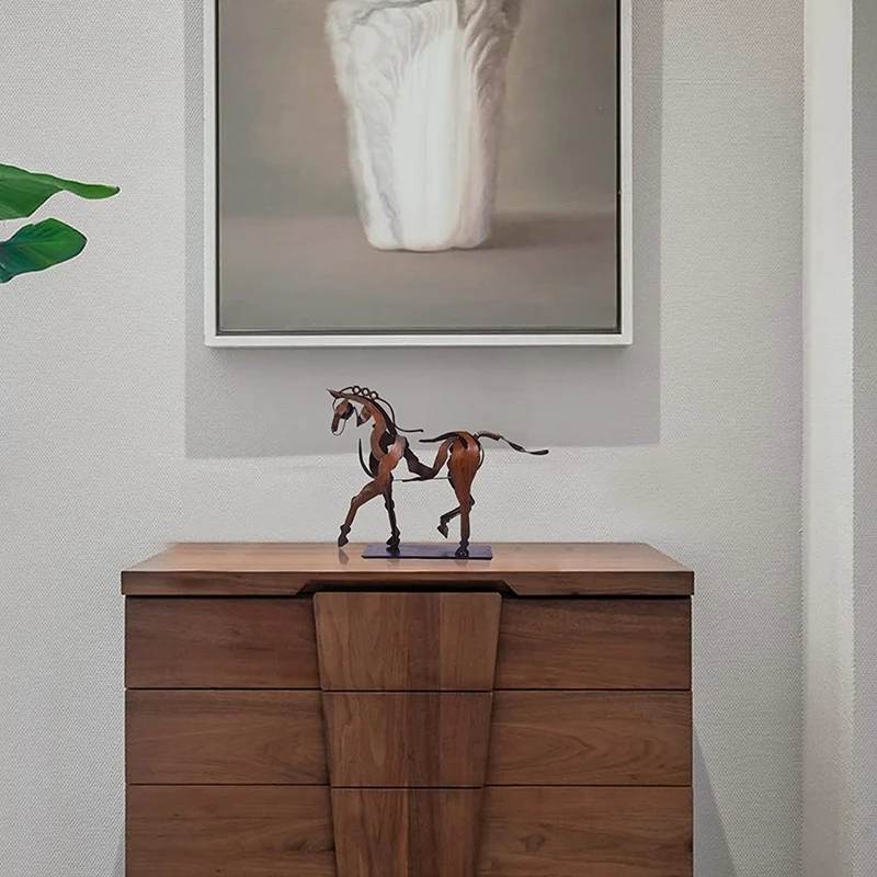 Nieuw Gelukkig Paardenbeeld Handgemaakt Modern Huisdecoratie Paardenkunst Standbeeld Decoratie Huis En Kantoor Boekenplank Decoratie