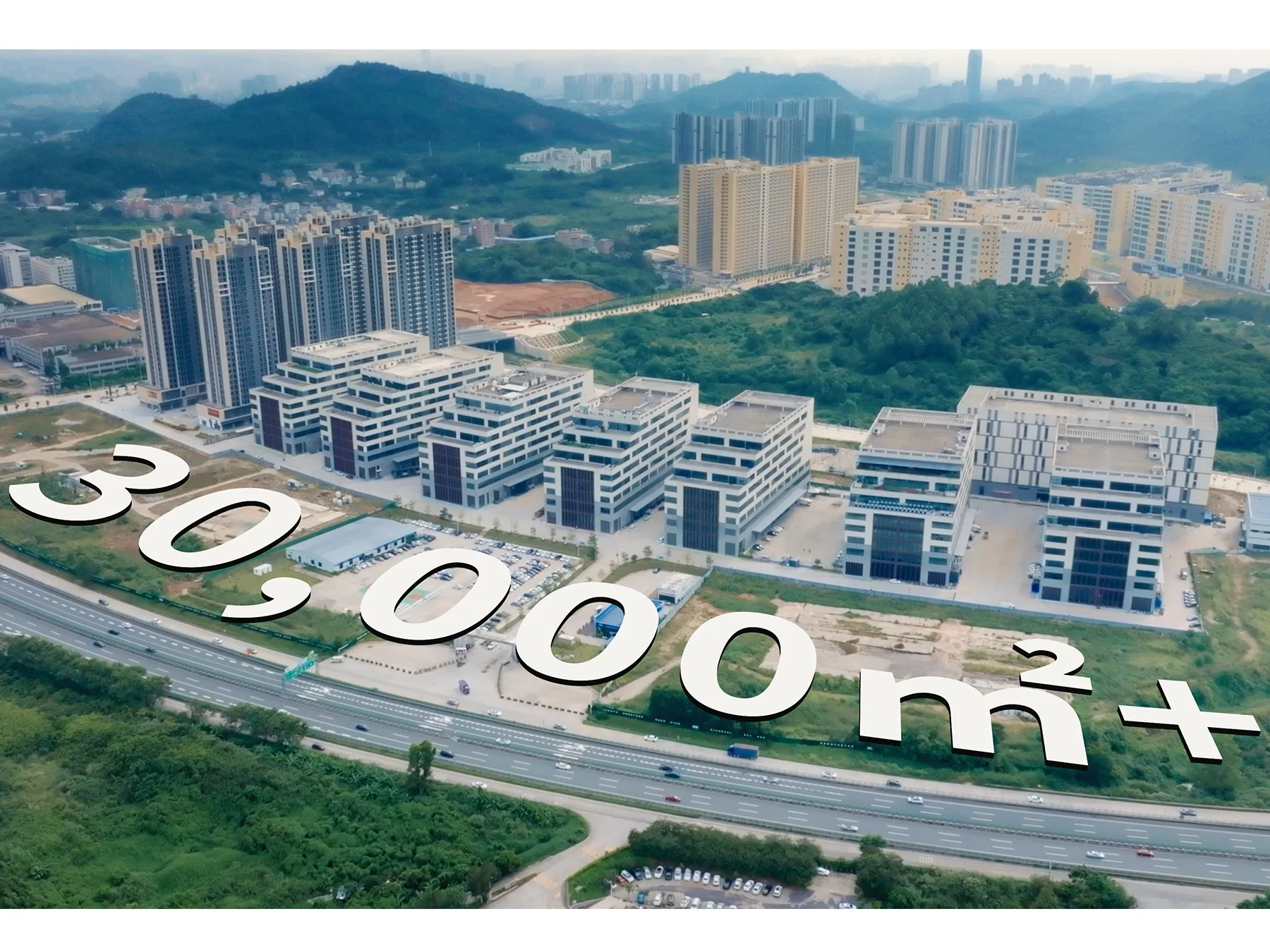 وسادات حصيرة ماصة للزيت فقط باللون الأبيض من البولي بروبيلين لامتصاص الهيدروكربونات والزيت وزيت الوقود والديزل وزيت التشحيم