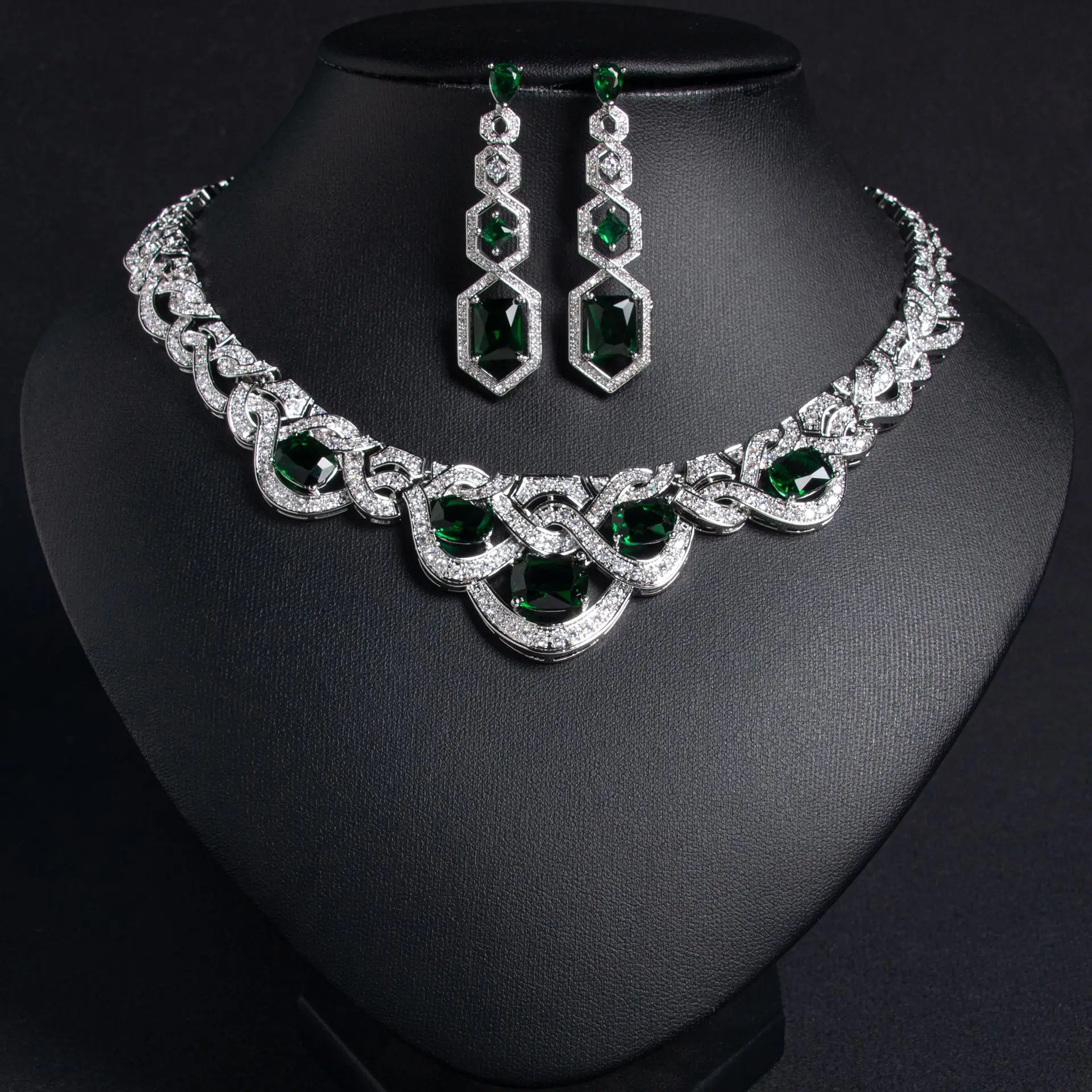 

European and American temperament high-end niche zircon necklace earrings set dress accessories luxury jewelry set wholesale