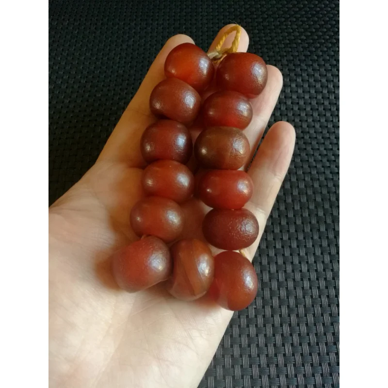 

Tibetan Area Backflow Old Package Pulp Auspicious Red Agate Beads String