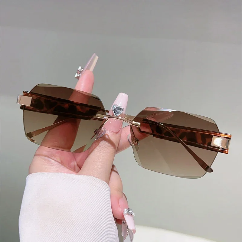 KAMMPT Polygon Sonnenbrille Männer Vintage Neue Mode Randlose Outdoor Decor Shades Frauen Trendy Marke Designer Stilvolle Sonnenbrille