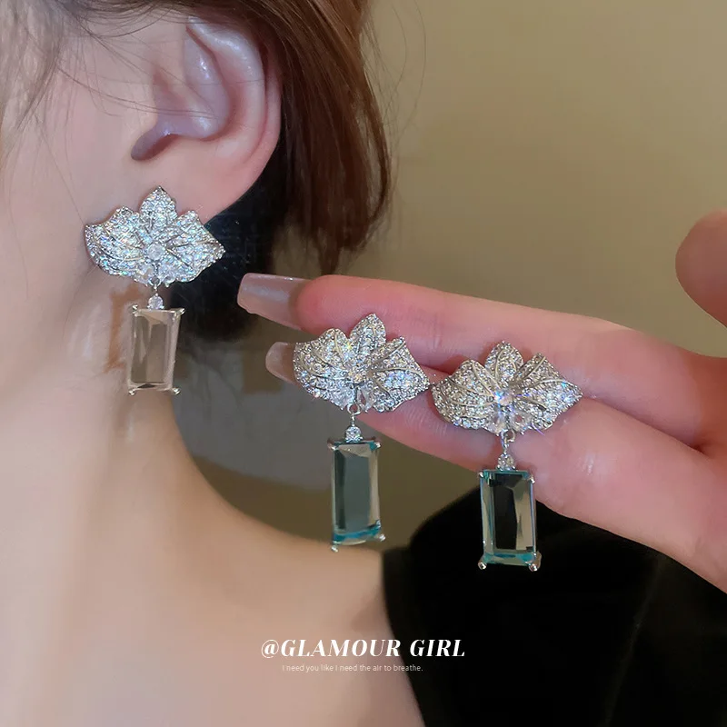 2023 Women Silver Needle Zircon Flower Square Earrings Fashion