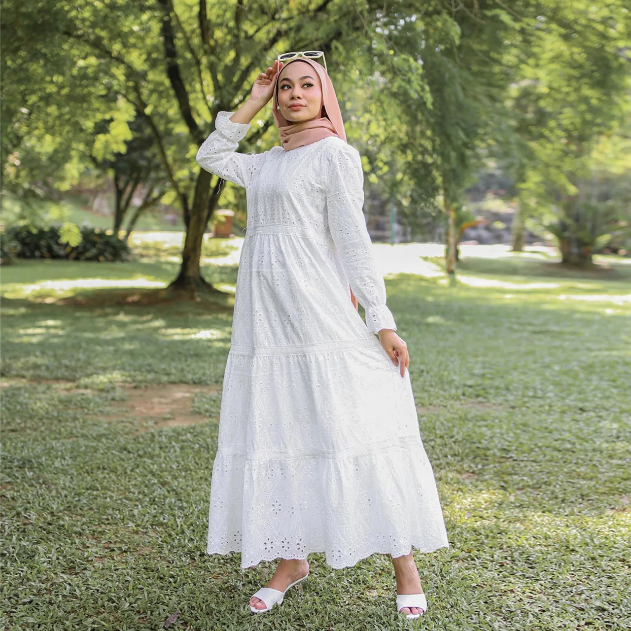 Ramadan Arab Clothes For Women New Design Bohemian Polka Dot Print Hollow lace Muslim Dress Long Sleeves Islamic Prayer Clothes