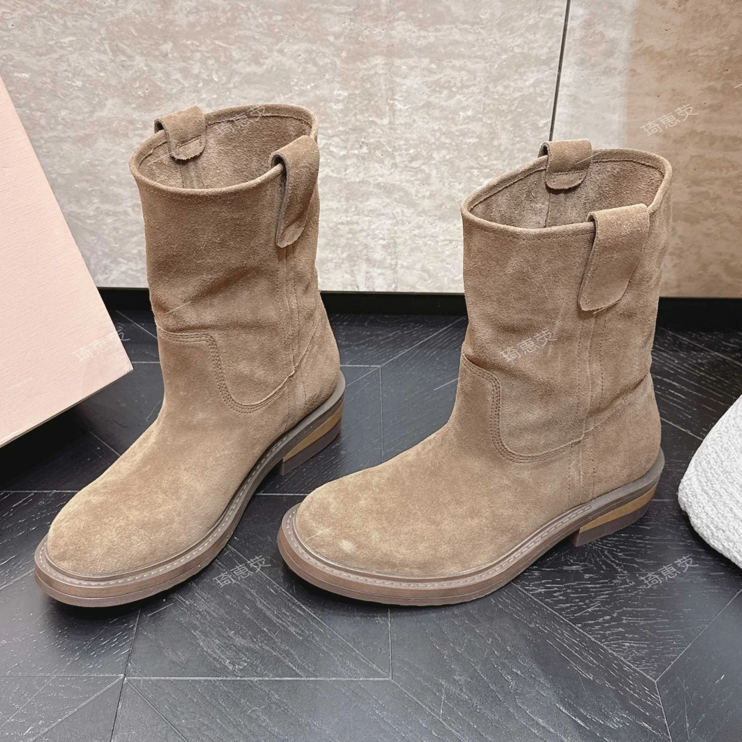 2026 New Retro Distressed-Effect Relaxed-Fit Round-Toe Chunky-Heel Ankle Boots Slimming Western Cowboy Boots Mid-Calf Boots