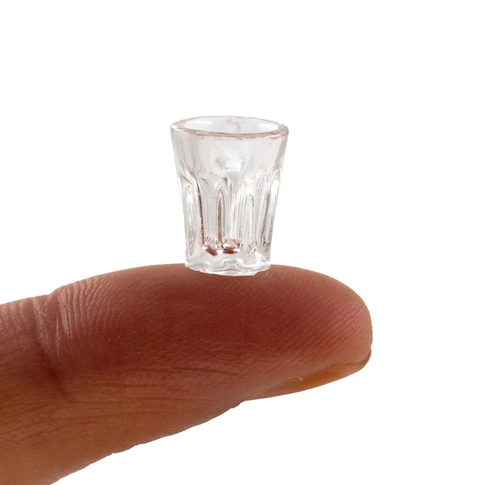 4Pcs/Pack Mini Resin Transparent Cup 1:12 Dollhouse Simulation Cup Model Doll Home Decor Ornaments