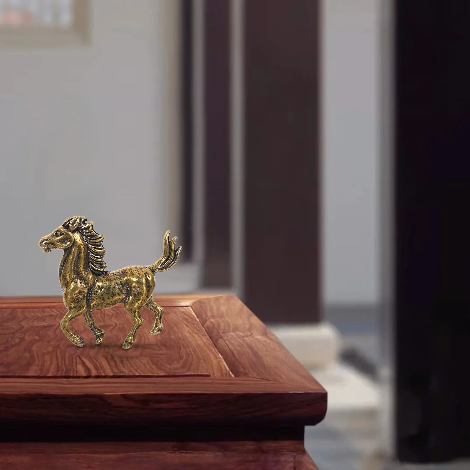 

2Pcs Brass Animal Statue Vintage Horse Design Home Decor Piece for Table Shelf Cabinet Meditation Space Wealth Symbol Ornament