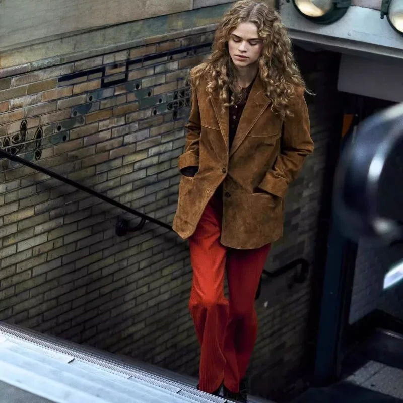

Autumn Winter Women's Long Sve Notch Collar Casual Velvet Texture Faux Leather Suit Straight Jaet Commute Sle Regular Fit