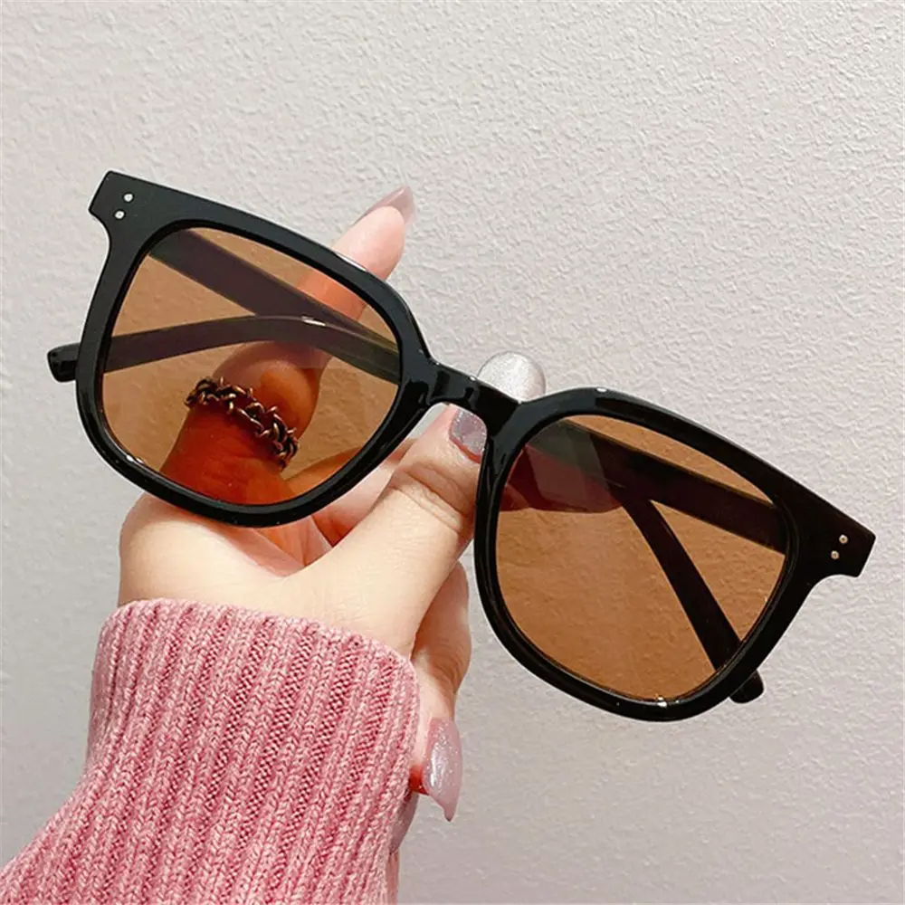 Women's Fashion Sunglasses Retro Sun Glasses Female Ins Popular Black Vintage Square Eyewear