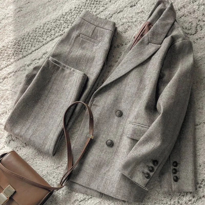 Korean version 2025 autumn-winter woolen suit set for women, loose and casual in style, with a retro woolen suit two-piece set