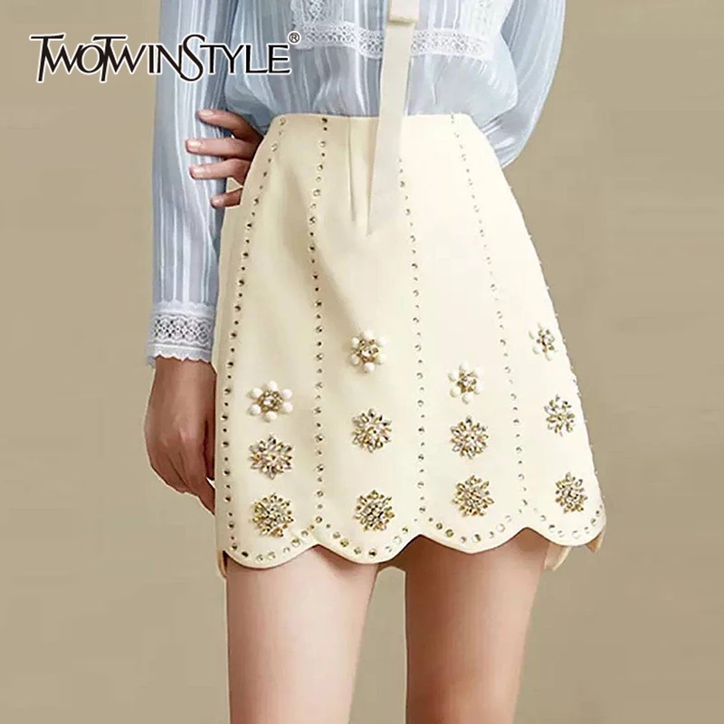 

TWOTWINSTYLE Solid Spliced Diamonds Slimming A Line Skirts For Women High Waist Patchwork Folds Chic Mini Skirt Female Fashion