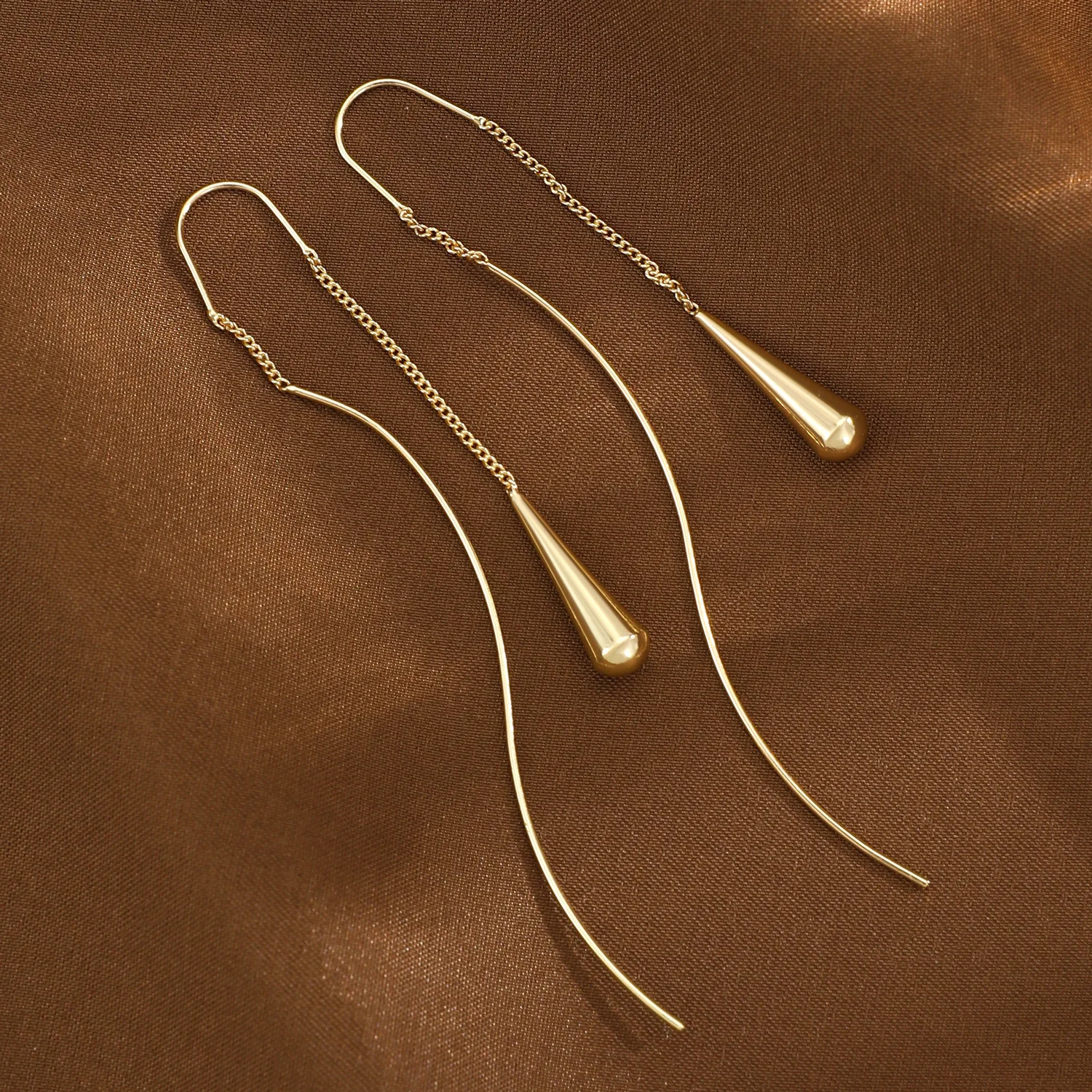 Gold‑Tone Long Threader Drop Earrings, Minimalist Cone Pendant Thread‑Through Dangle Earrings Elegant Fashion Costume Jewelry