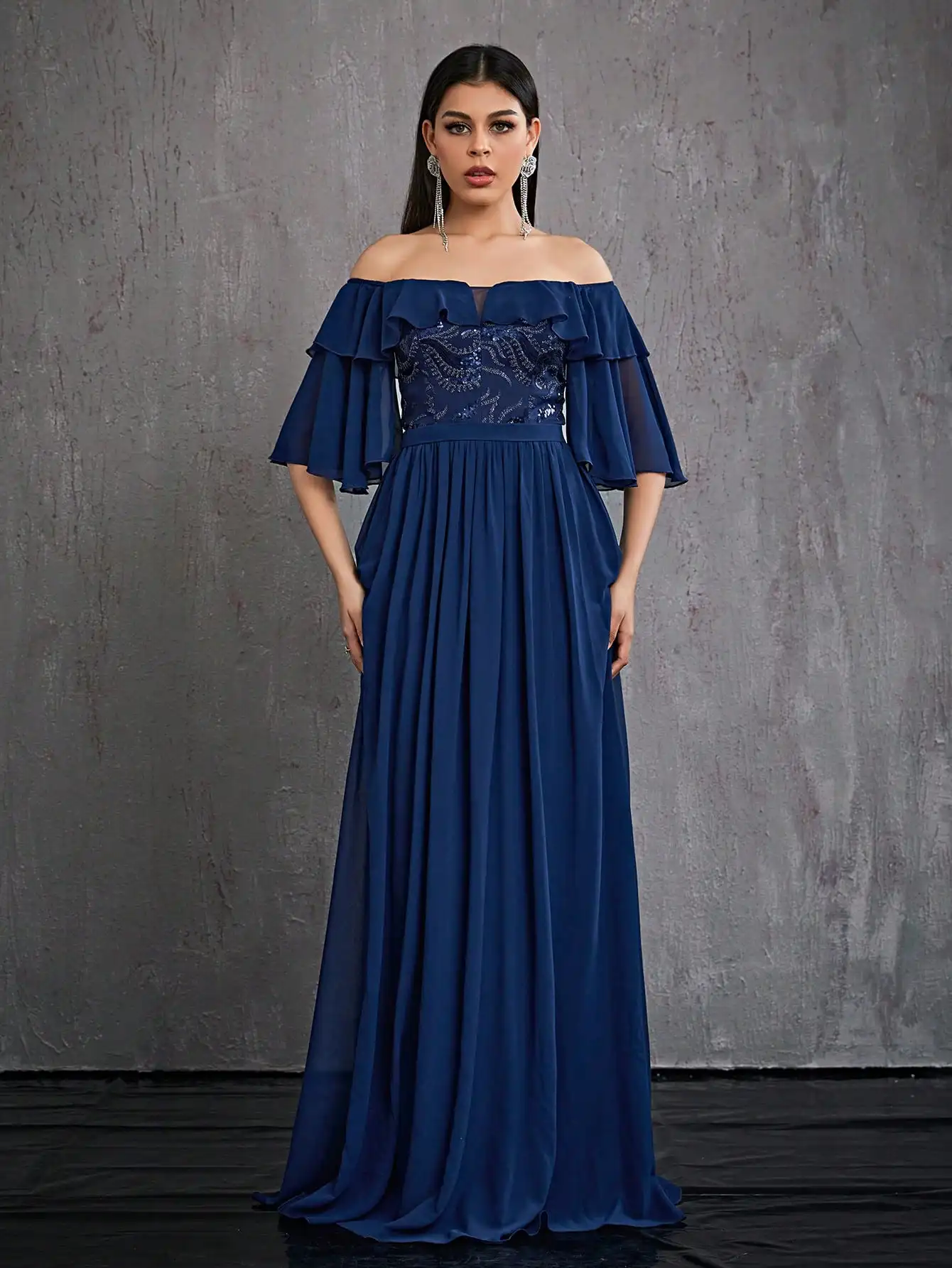 Mgiacy One-Shoulder-Ballkleid aus plissiertem Chiffon mit Rüschen und Spitze (Schwerindustrie-Stil)
